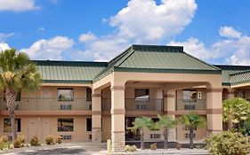 Super 8 By Wyndham Byron/South Macon